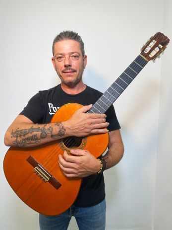 Clases guitarra flamenca San Fernando Juanma Clases de guitarra flamenca San Fernando Juan Manuel Fernández